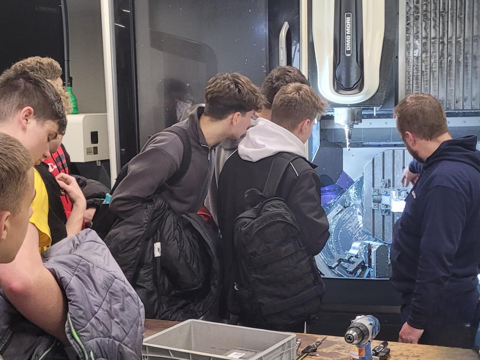 Studentům ze SPŠP-COP jsme rozdali stipendia ve výši 17 000 Kč