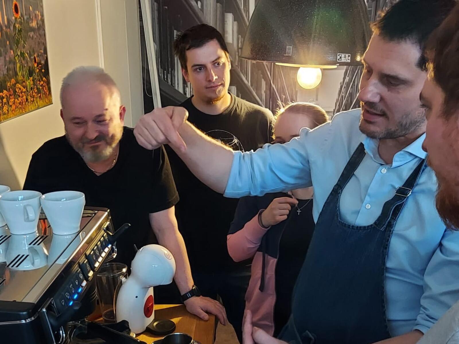 Barista v GENICZECH-M